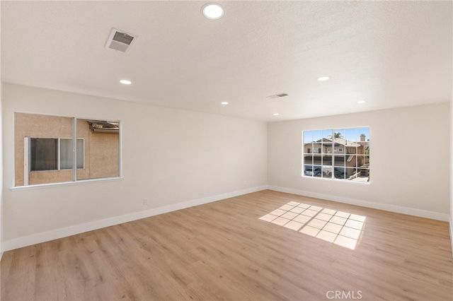 1015 E Deerfield, Ontario, CA 91761