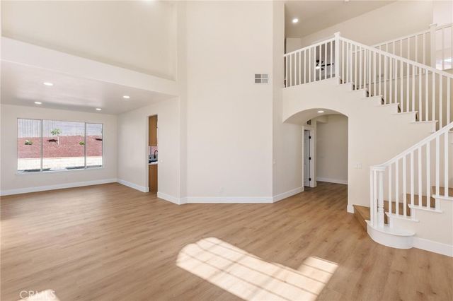 1015 E Deerfield, Ontario, CA 91761