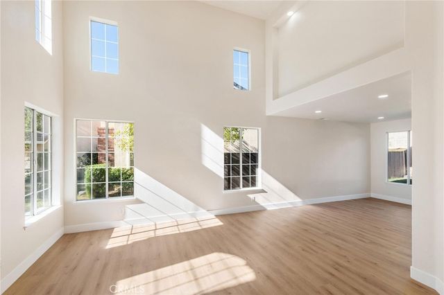 1015 E Deerfield, Ontario, CA 91761