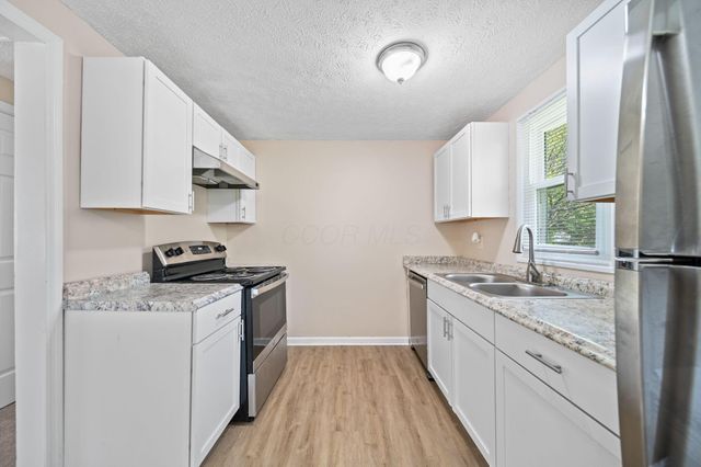 5220 Refugee Road, Columbus, OH 43232