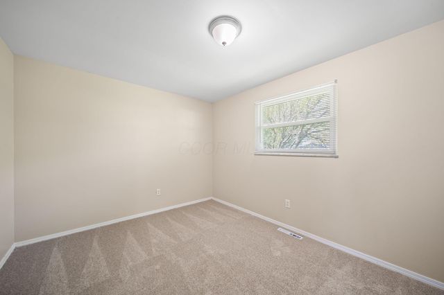 5220 Refugee Road, Columbus, OH 43232