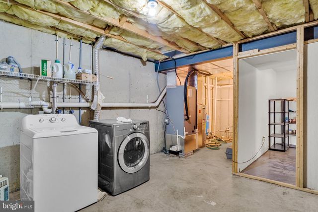 1279 CEDAR AVE, East Earl, PA 17519