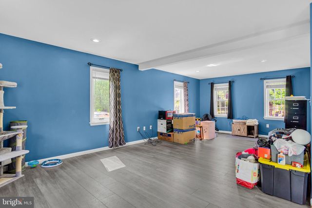 1279 CEDAR AVE, East Earl, PA 17519
