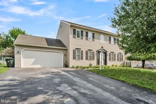 1279 CEDAR AVE, East Earl, PA 17519