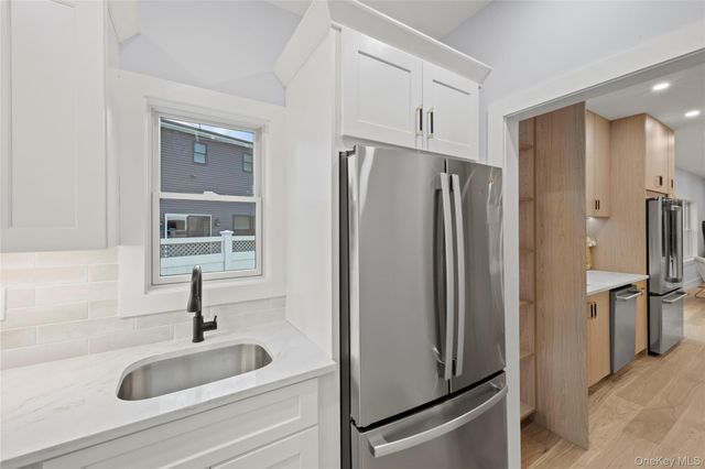 712 Bach Court, Westbury, NY 11590