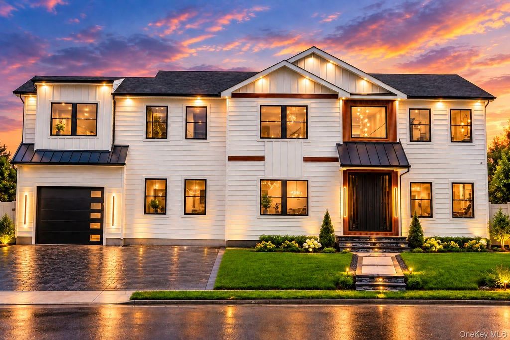 712 Bach Court, Westbury, NY 11590 — exterior