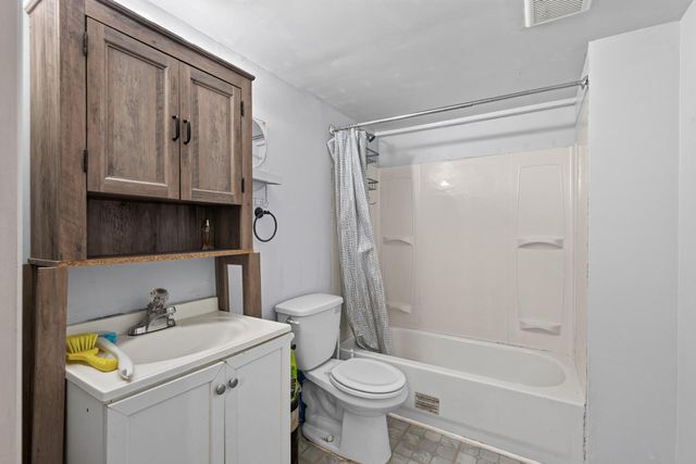 5111 James Avenue N, Minneapolis, MN 55430