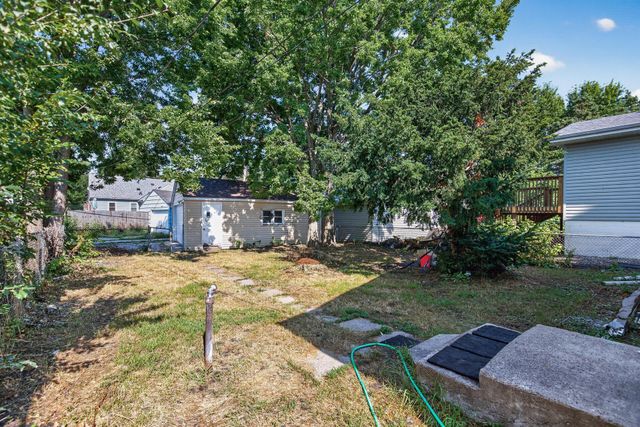 5111 James Avenue N, Minneapolis, MN 55430