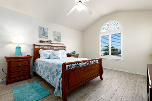 15306 Bonasse Ct 201, Corpus Christi, TX 78418