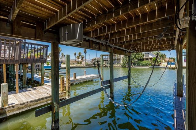 15306 Bonasse Ct 201, Corpus Christi, TX 78418