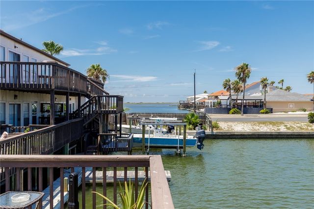 15306 Bonasse Ct 201, Corpus Christi, TX 78418