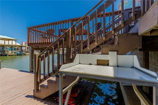 15306 Bonasse Ct 201, Corpus Christi, TX 78418