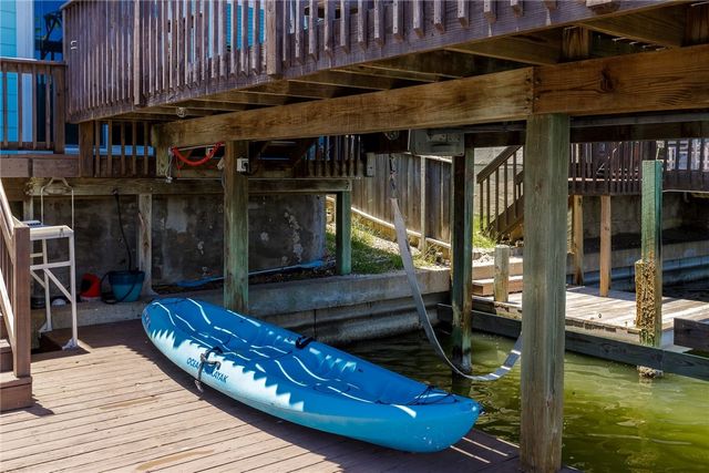 15306 Bonasse Ct 201, Corpus Christi, TX 78418