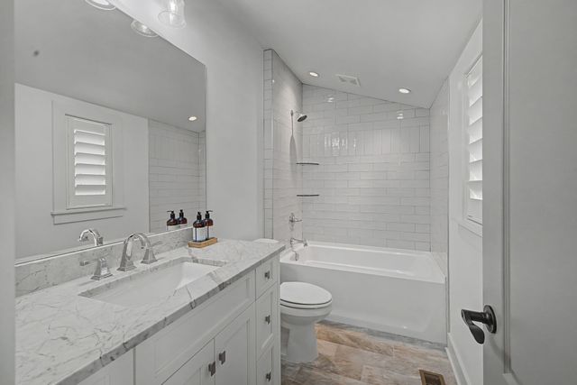 2030 Castleman Dr, Nashville, TN 37215