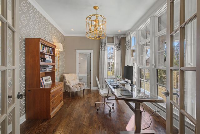 2030 Castleman Dr, Nashville, TN 37215