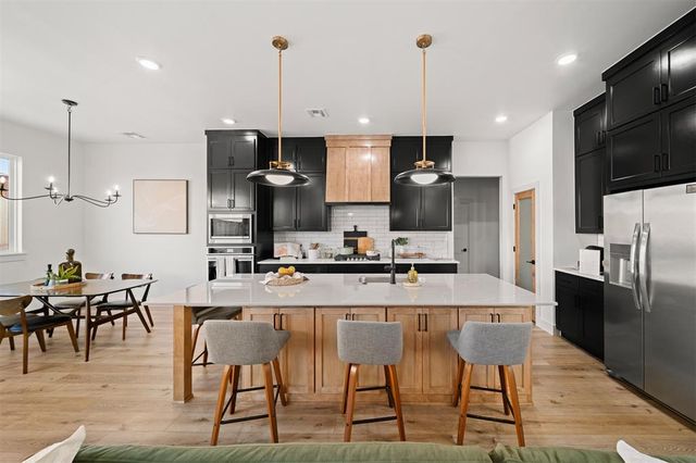 5701 NW 154th Terrace, Edmond, OK 73013