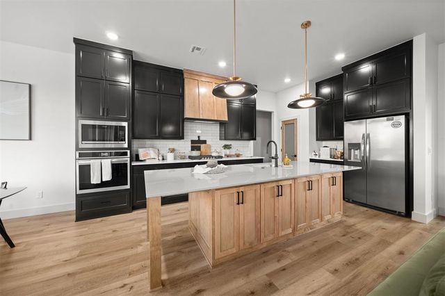 5701 NW 154th Terrace, Edmond, OK 73013