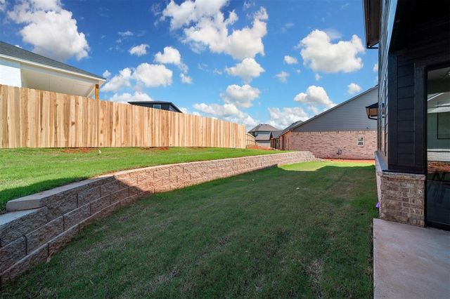 5701 NW 154th Terrace, Edmond, OK 73013