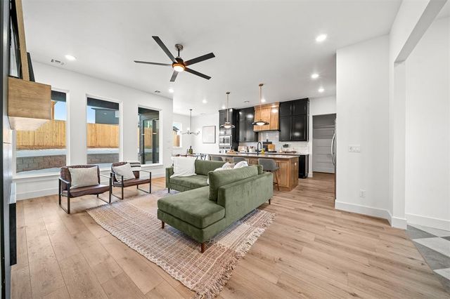 5701 NW 154th Terrace, Edmond, OK 73013