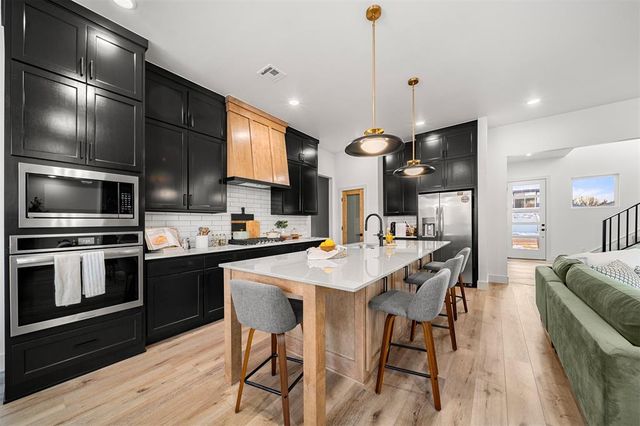 5701 NW 154th Terrace, Edmond, OK 73013