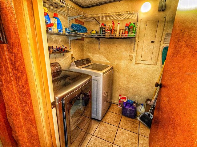 403 COTTAGE CIRCLE E 403, Lake Wales, FL 33867