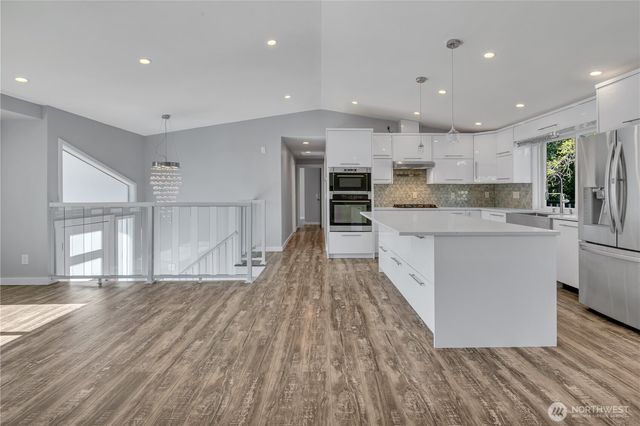 4525 149th Place SW, Lynnwood, WA 98087