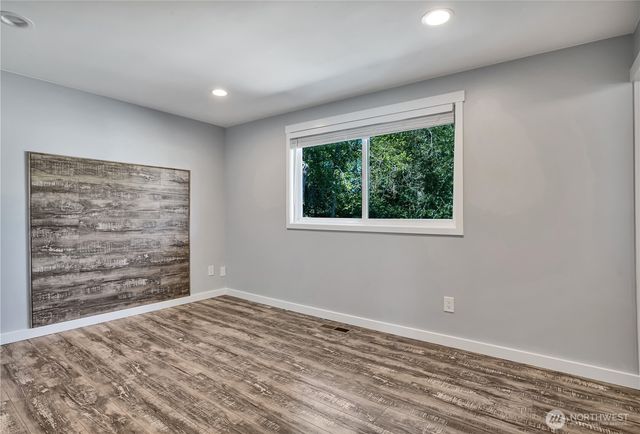 4525 149th Place SW, Lynnwood, WA 98087