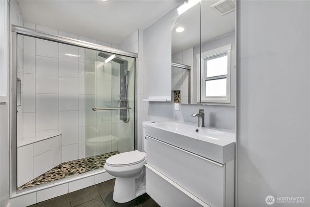 4525 149th Place SW, Lynnwood, WA 98087