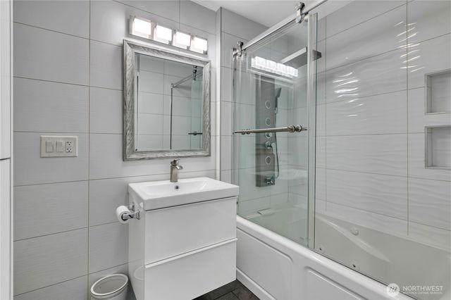 4525 149th Place SW, Lynnwood, WA 98087