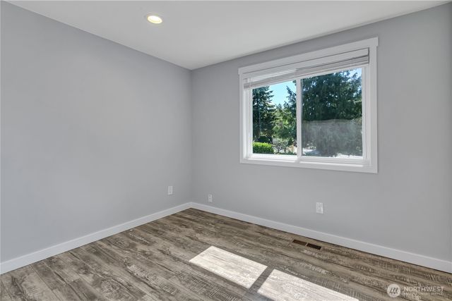 4525 149th Place SW, Lynnwood, WA 98087