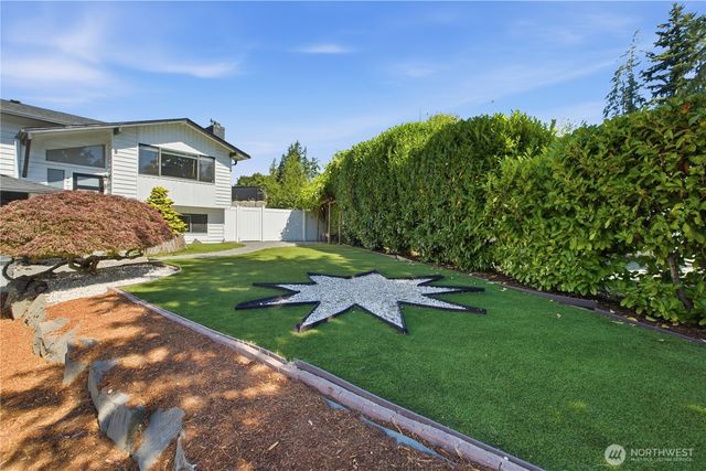 4525 149th Place SW, Lynnwood, WA 98087