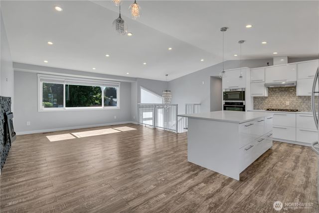 4525 149th Place SW, Lynnwood, WA 98087