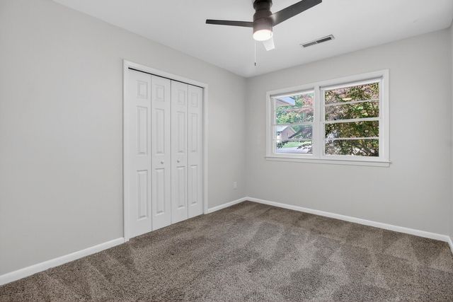 221 Forest Circle, Summerville, SC 29483