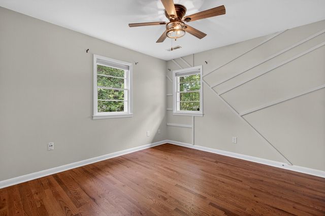 221 Forest Circle, Summerville, SC 29483