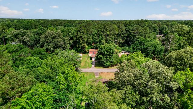 221 Forest Circle, Summerville, SC 29483