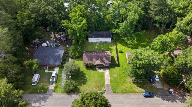221 Forest Circle, Summerville, SC 29483