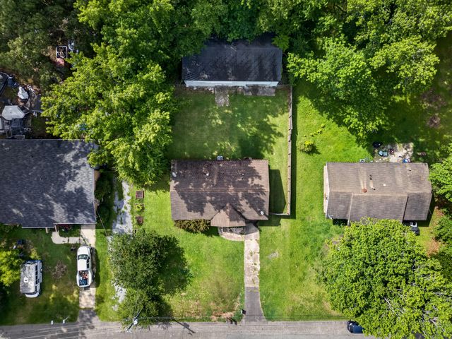 221 Forest Circle, Summerville, SC 29483