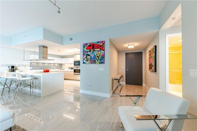 17301 Biscayne Boulevard 703, North Miami Beach, FL 33160
