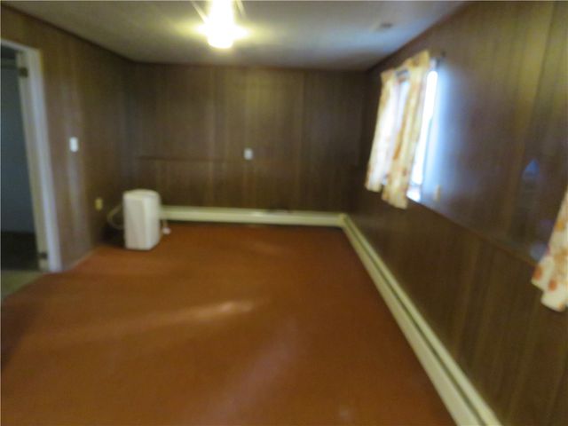 992 Washington St, Ogden, NY 14559