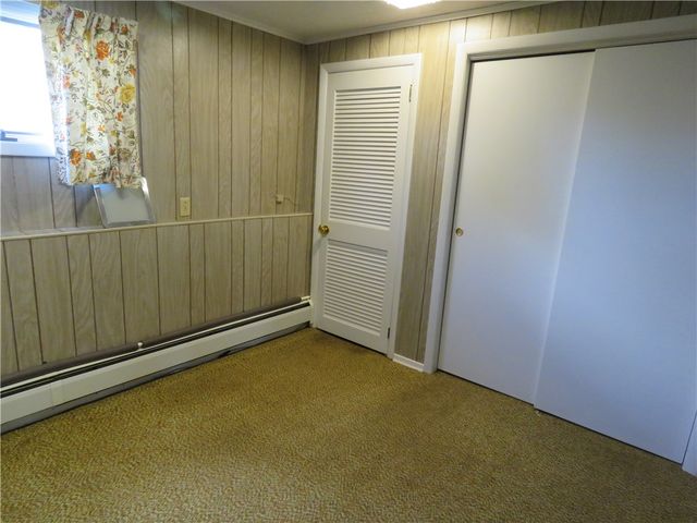 992 Washington St, Ogden, NY 14559