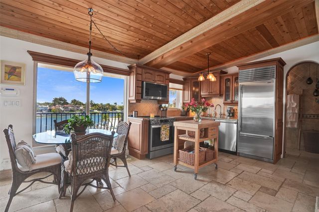 1039 Hillsboro Mile Hillsboro Mile 22, Hillsboro Beach, FL 33062