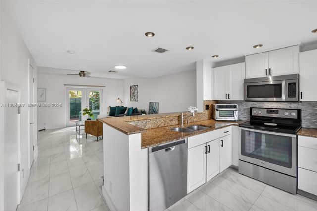 1953 NE 15th Ave, Fort Lauderdale, FL 33305