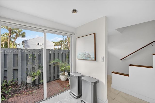 1953 NE 15th Ave, Fort Lauderdale, FL 33305