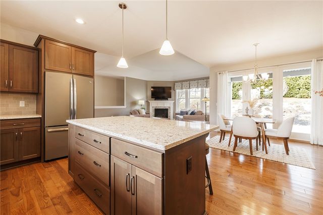 20 Aldrich Gln, Perinton, NY 14450