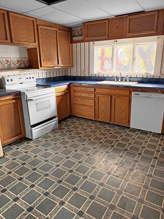 380 Smith Street, Sheridan, WY 82801 photo 3