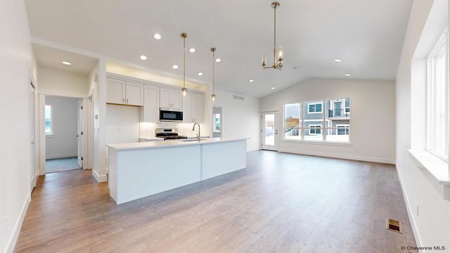 7932 WILDERNESS TRL, Cheyenne, WY 82001