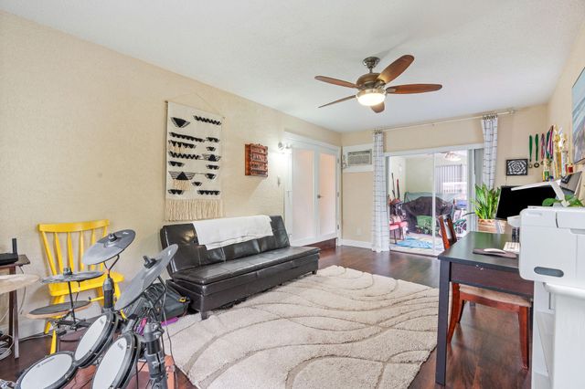 7815 NW 68th Terrace, Tamarac, FL 33321