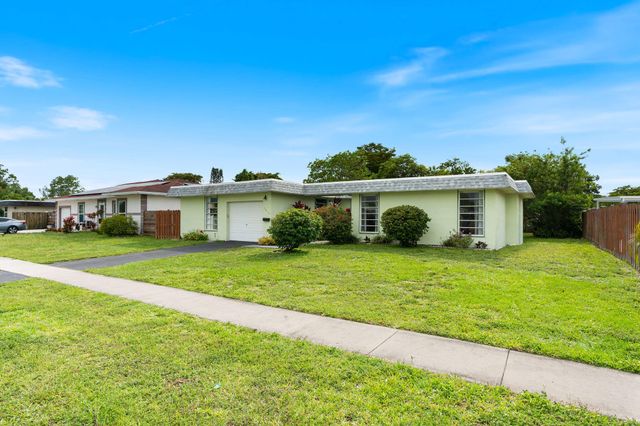 7815 NW 68th Terrace, Tamarac, FL 33321
