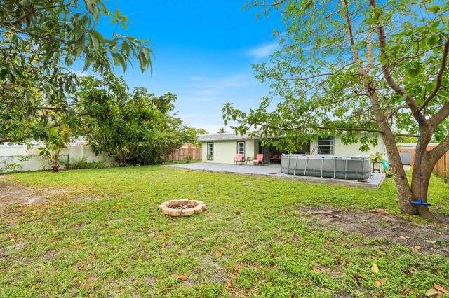 7815 NW 68th Terrace, Tamarac, FL 33321
