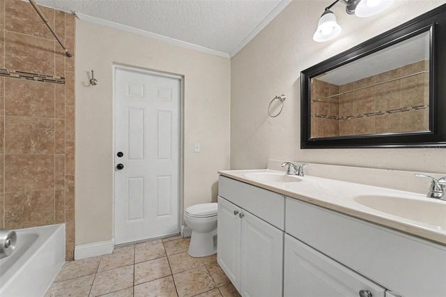 930 OAK FOREST DRIVE, Winter Springs, FL 32708